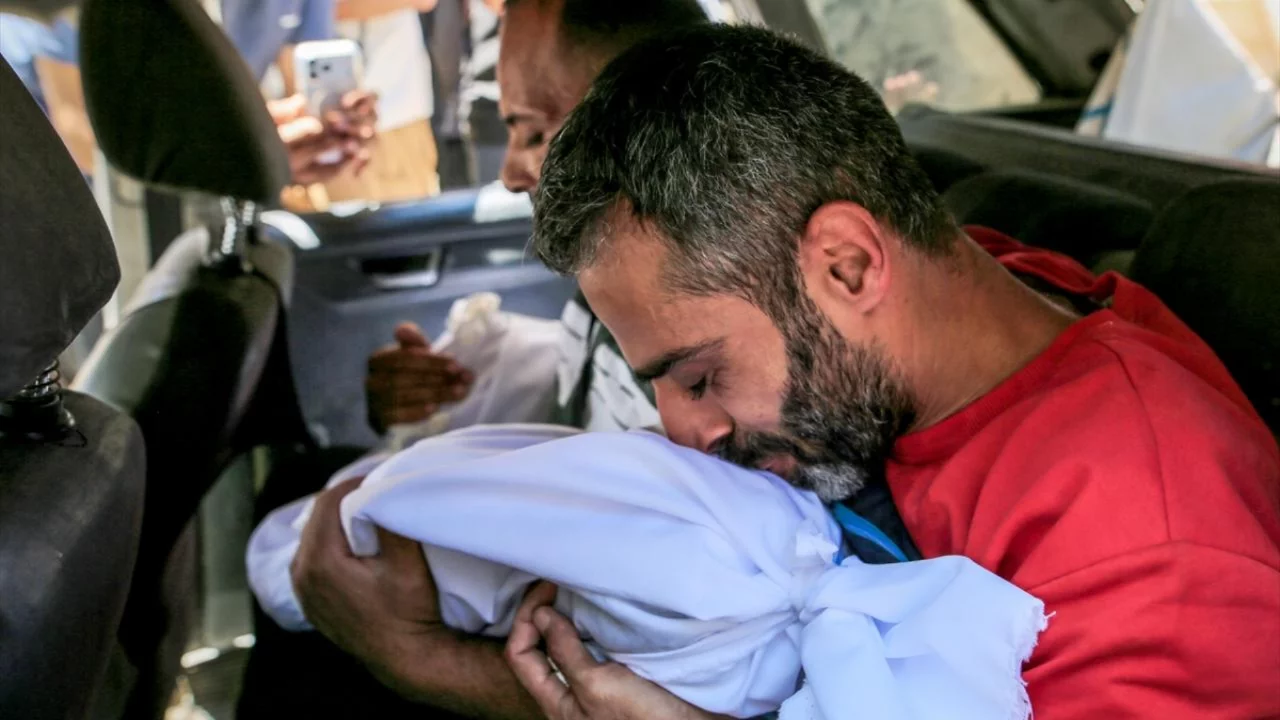 UNICEF: Gazze'de ateşkes sonrası 265 &ccedil;ocuk &ouml;ld&uuml;r&uuml;ld&uuml;...