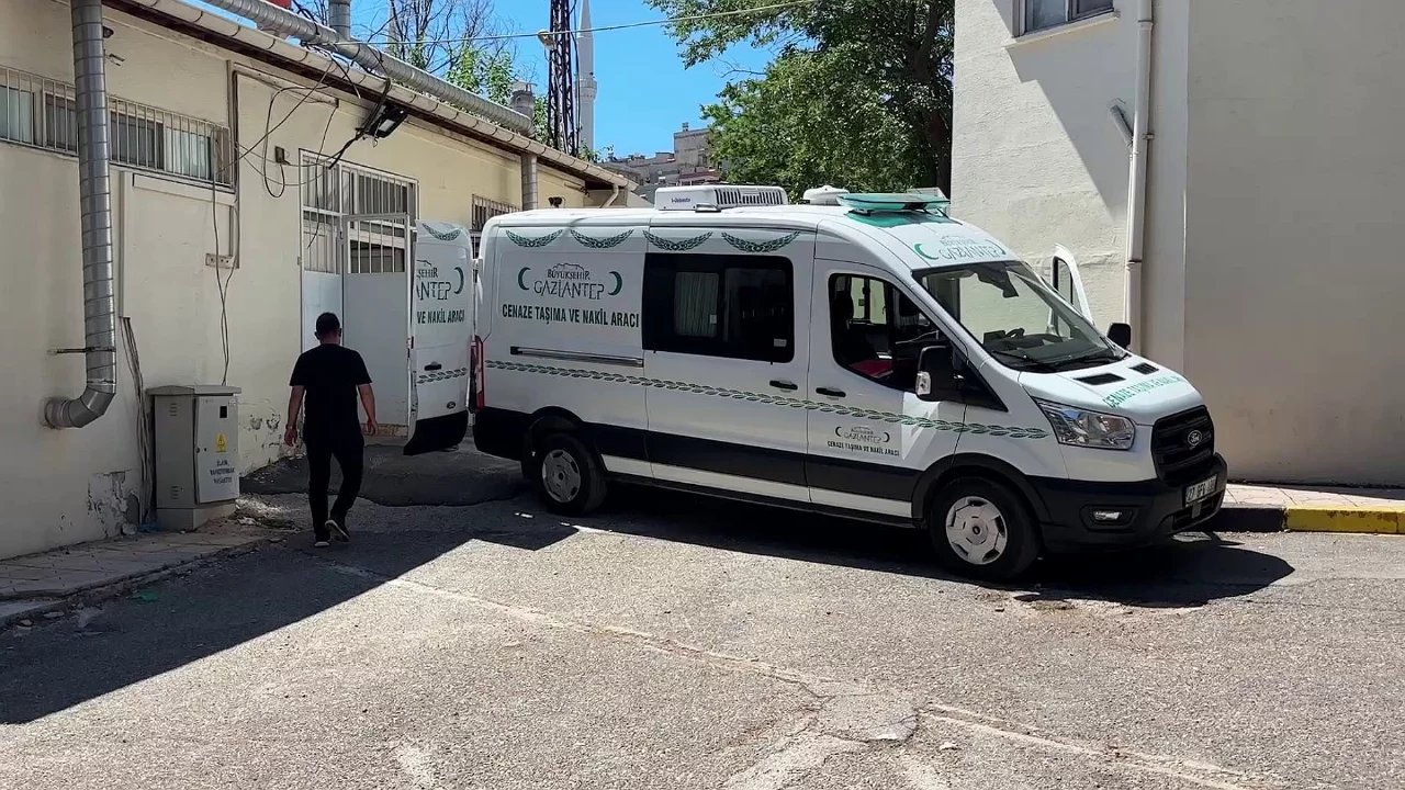 17 yaşındaki gen&ccedil;, tartıştığı babasını t&uuml;fekle &ouml;ld&uuml;rd&uuml;