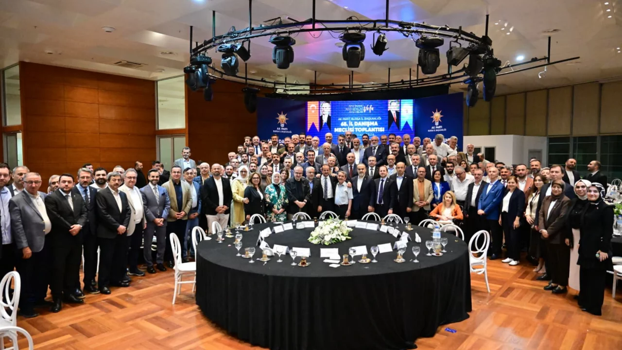 AK Parti Bursa'da vefa buluşması!