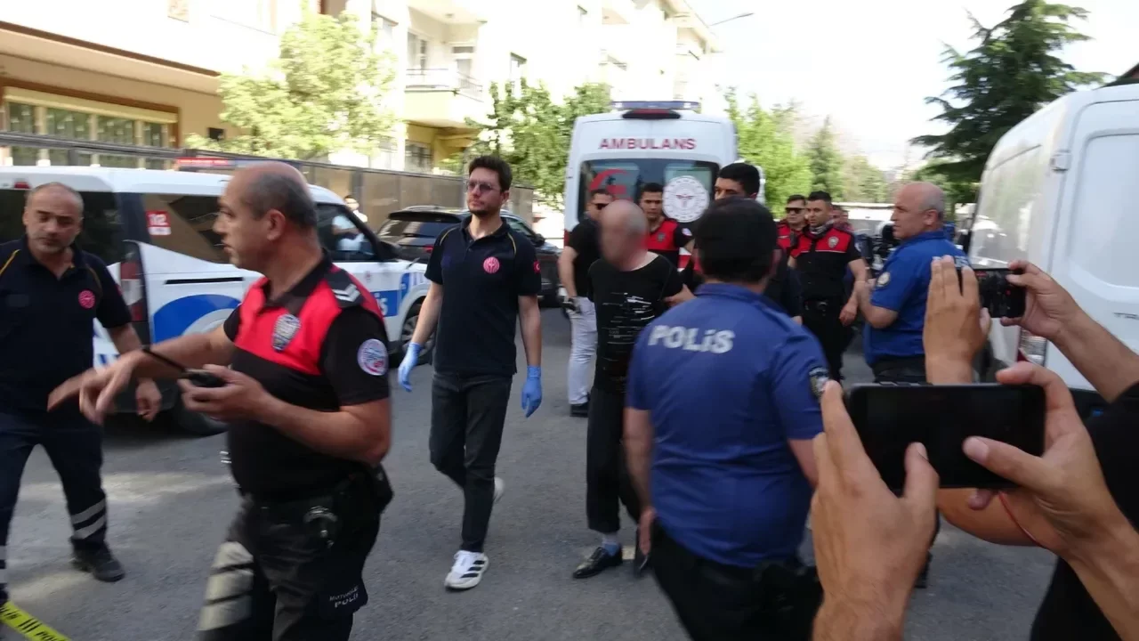 Malatya'da aile kavgası! &Ccedil;ok sayıda yaralı var