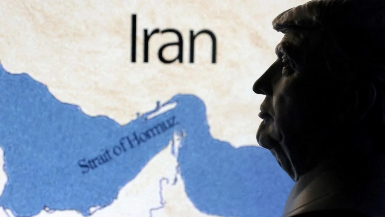 Trump'tan İran'a Hürmüz Boğazı uyarısı geldi!