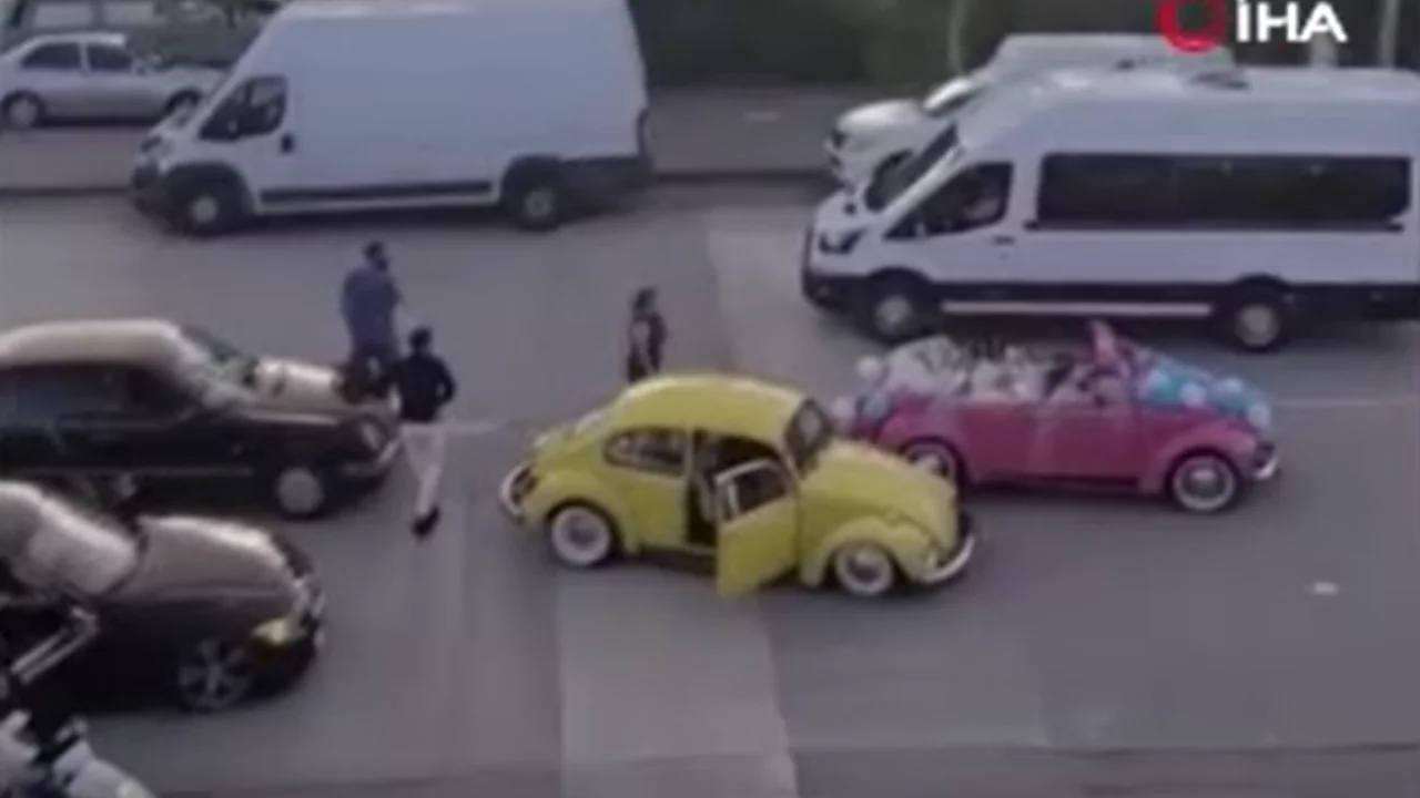 Ankara'da s&uuml;nnet d&uuml;ğ&uuml;n&uuml; konvoyu trafiği fel&ccedil; etti!