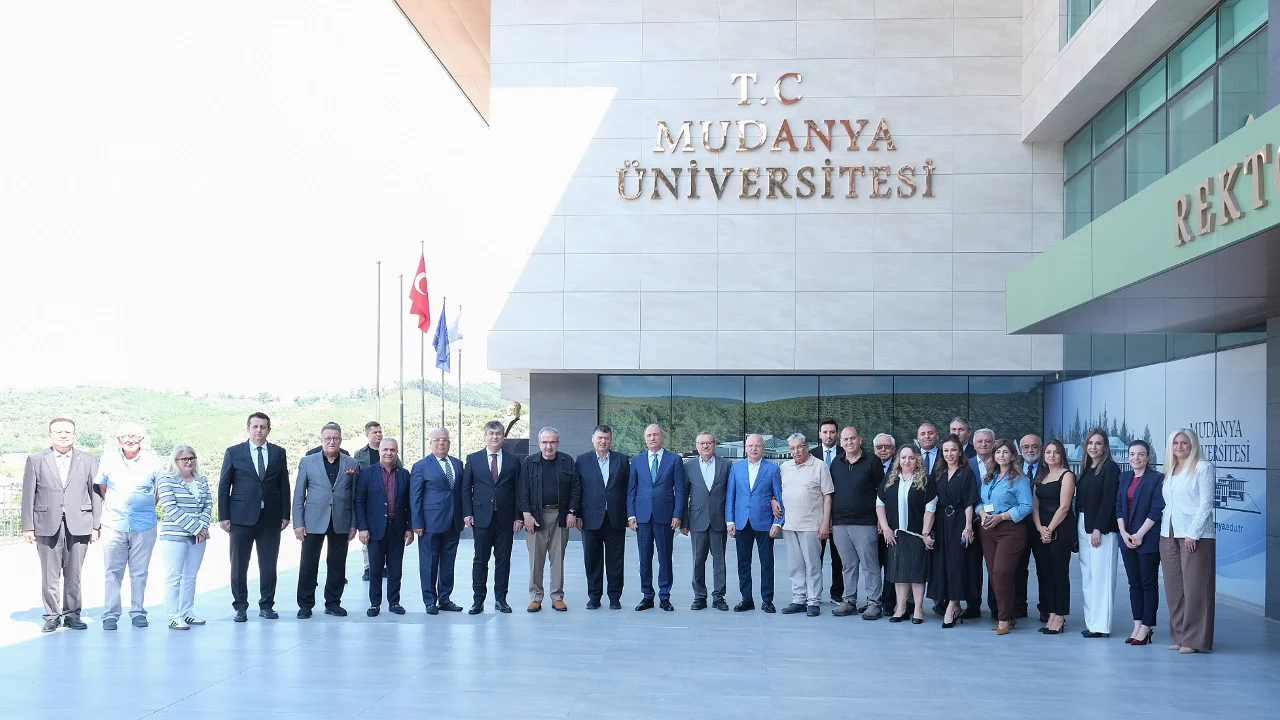 Efkan Ala'dan Mudanya Üniversitesi'ne ziyaret