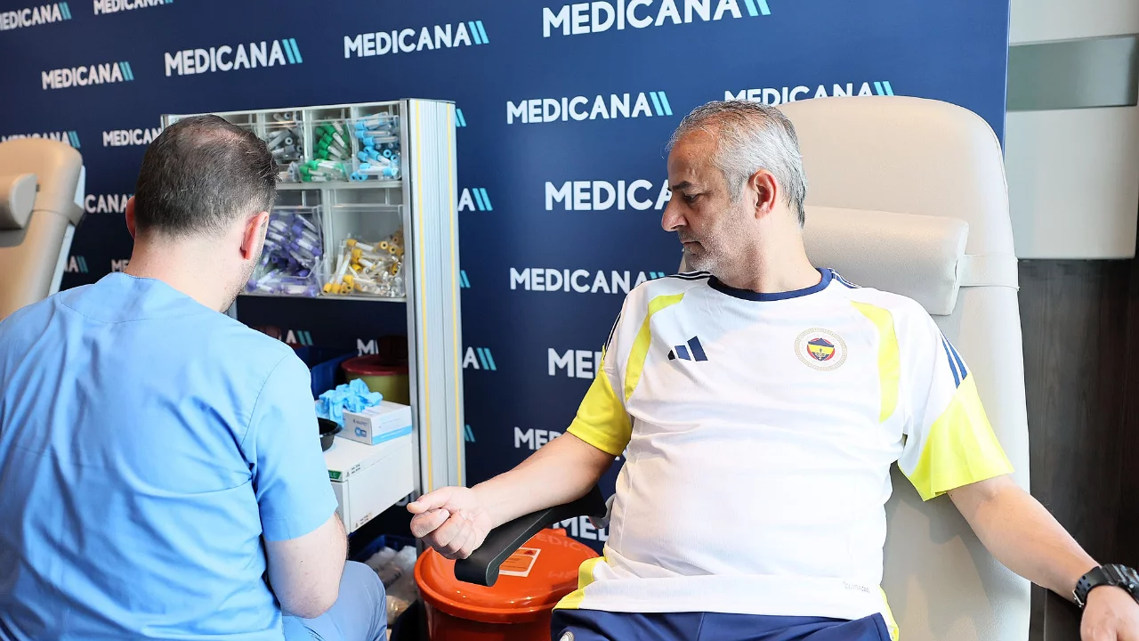 Fenerbahçe'de yeni sezon mesaisi başladı