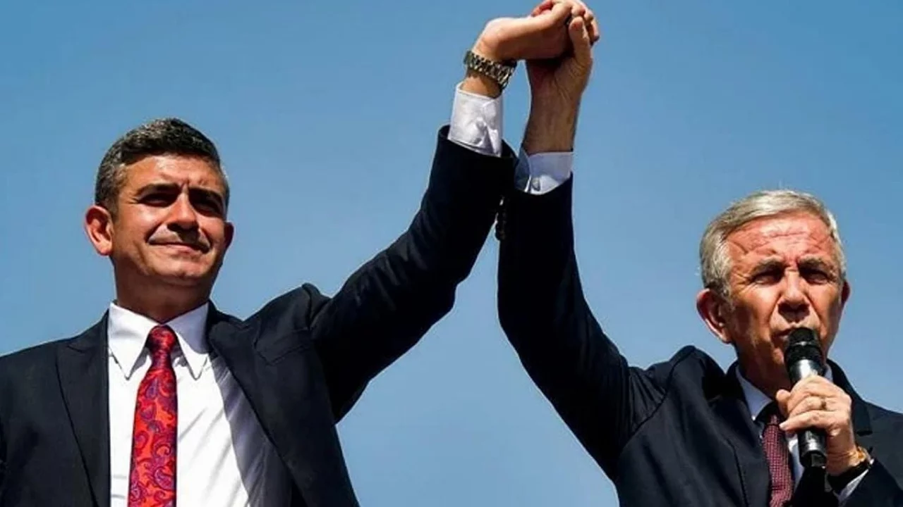 Bir belediye başkanı daha CHP'den istifa etti! Yeni adresi netleşiyor...