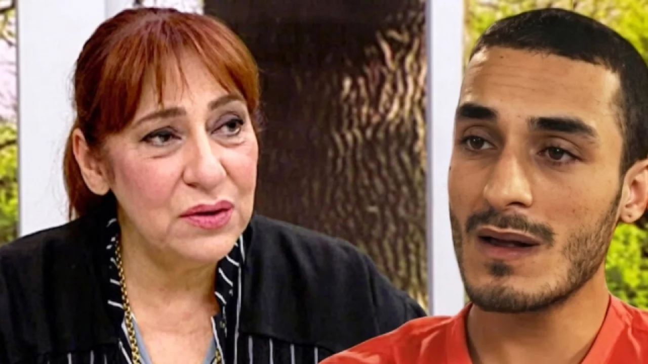 Melek Baykal'dan eski rol arkadaşına sert yanıt! "Yanlış bir yol seçti"