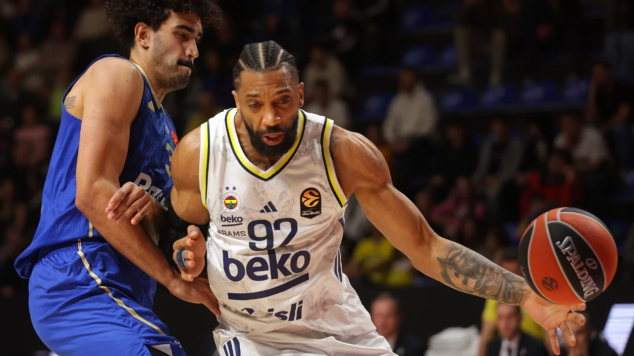 Fenerbah&ccedil;e Beko'da ayrılık: Khem Birch d&ouml;nemi sona erdi