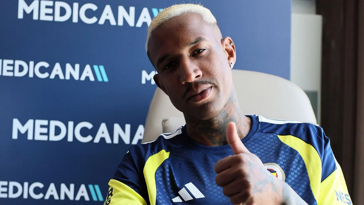 Fenerbah&ccedil;e'de yeni sezon &ouml;ncesi sağlık taraması s&uuml;r&uuml;yor: Futbolcular detaylı kontrollerden ge&ccedil;ti