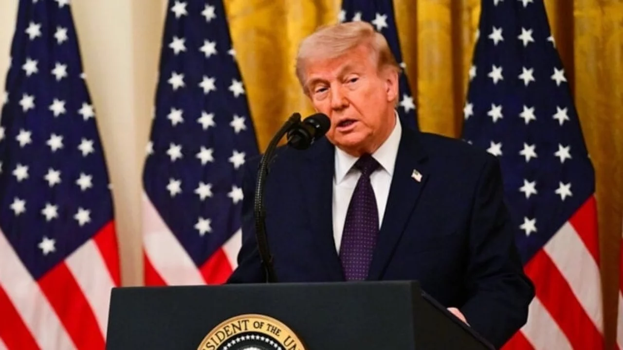 Trump'tan kritik a&ccedil;ıklama! H&uuml;rm&uuml;z Boğazı i&ccedil;in yeni d&ouml;nem