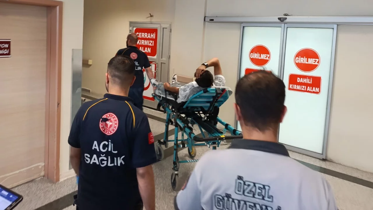 Gasp girişimine direnen 13 yaşındaki çocuk bıçaklandı