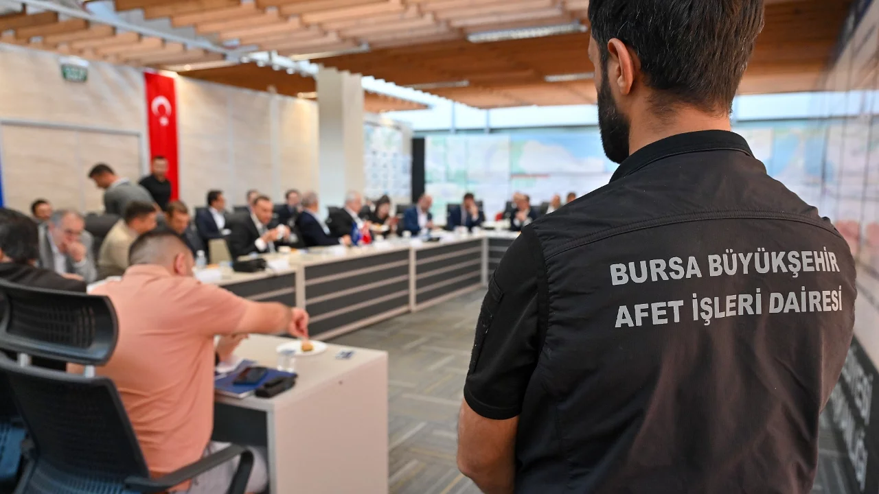Bursa'nın afet planı AKOM'da masaya yatırıldı 