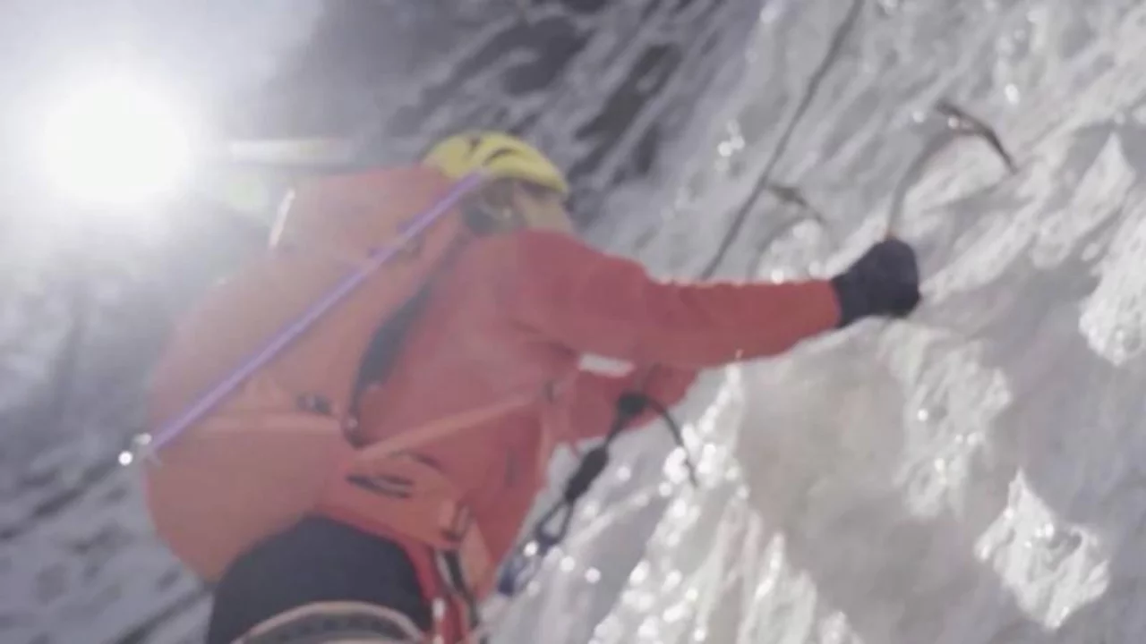 Everest'te 30 yıllık gizemli cenaze için tarihi operasyon!