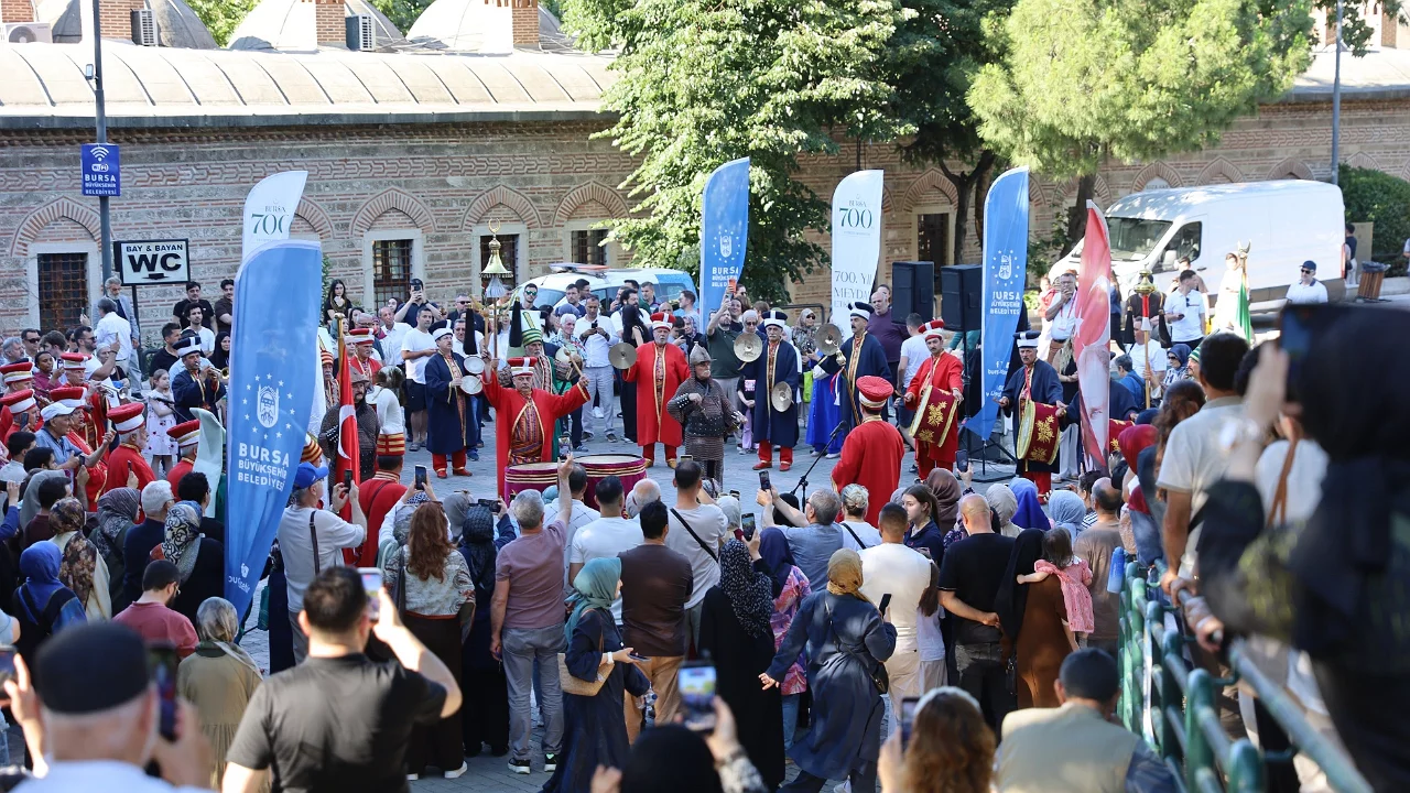 Mehter sesleri bu kez Gazi Orhan Parkı'ndan yükseldi