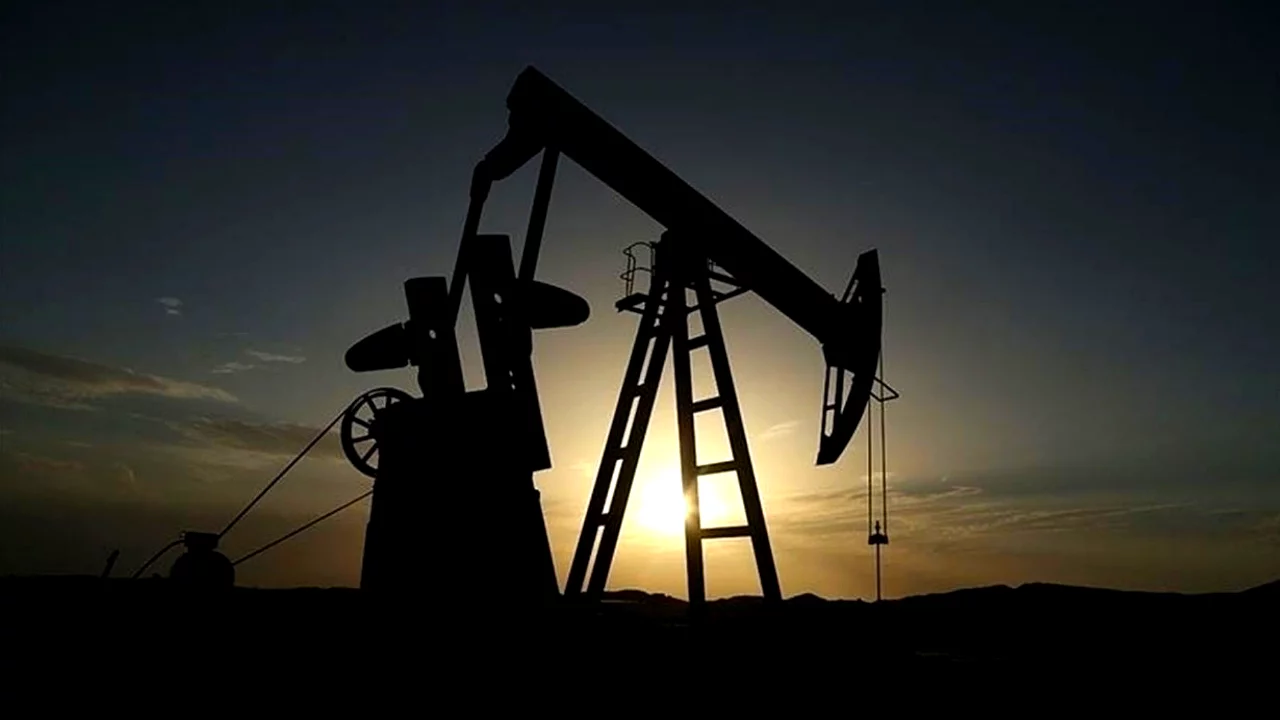 Petrol fiyatlarında geri &ccedil;ekilme: Brent 76 dolar seviyesinde seyrediyor