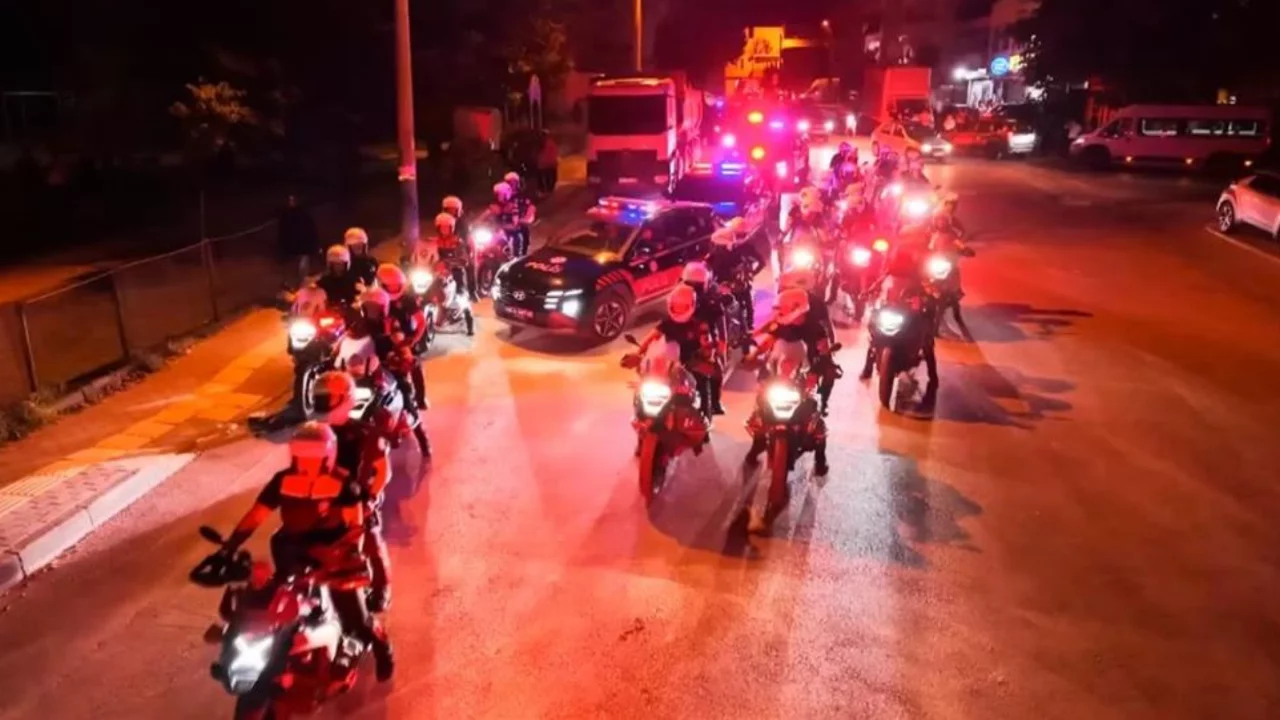 Bursa'da nefes kesen huzur operasyonu: 1000 polis sahaya indi!