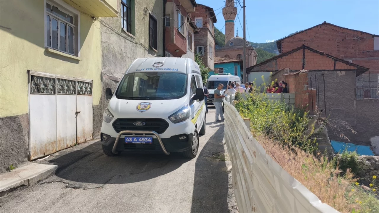 K&uuml;tahya'da anne-oğuldan acı haber! Cansız bedenleri bulundu...