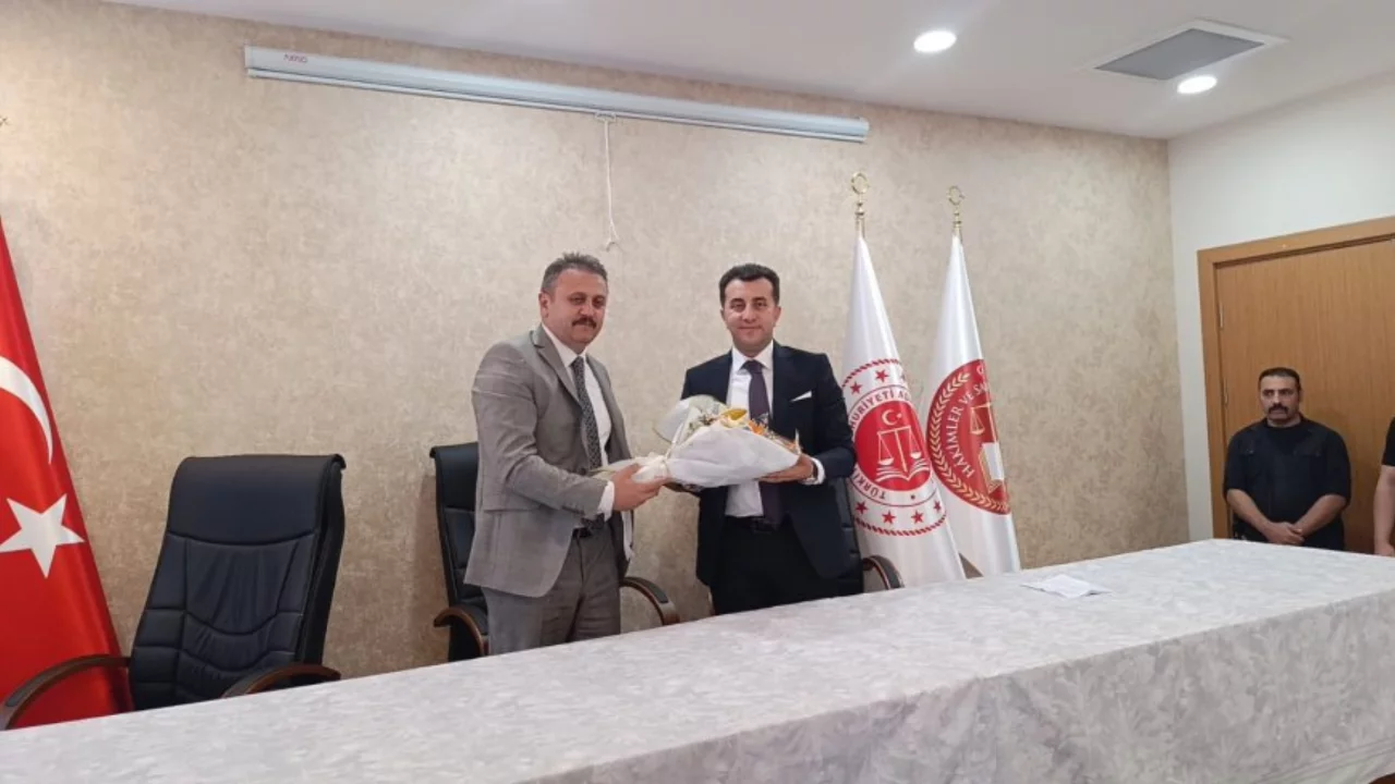 Gemlik Cumhuriyet Başsavcılığı'nda devir teslim gerçekleştirildi
