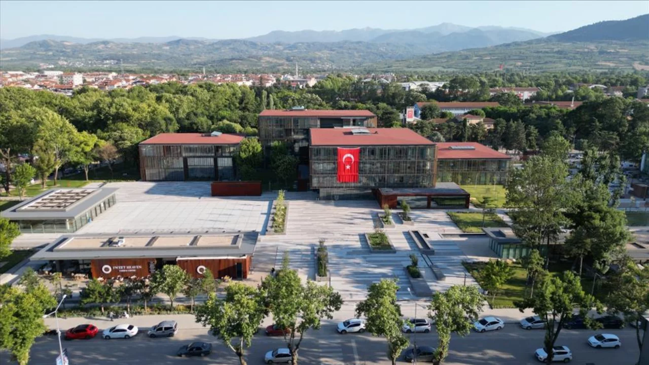 İneg&ouml;l'de b&uuml;y&uuml;k yatırım! Bilim Merkezi i&ccedil;in mobilya alımı ihaleye &ccedil;ıktı