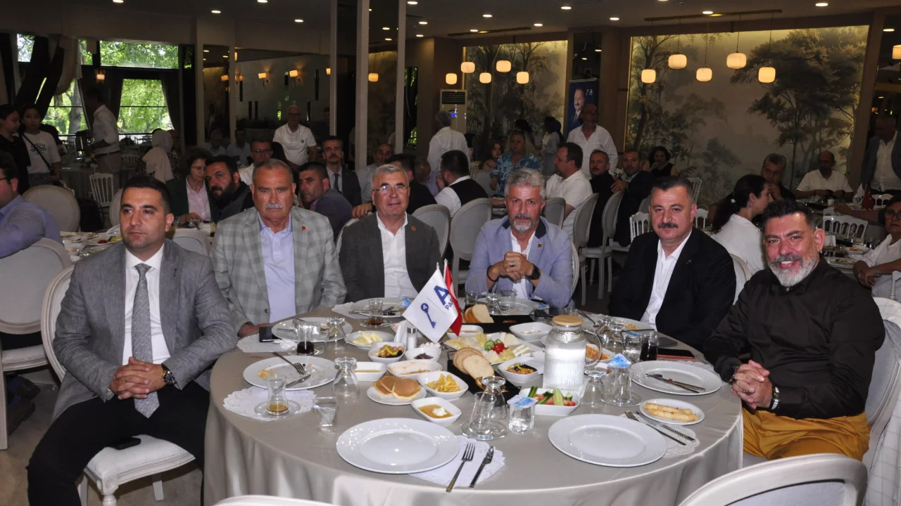 Anahtar Parti'den Bursa'da bahar buluşması