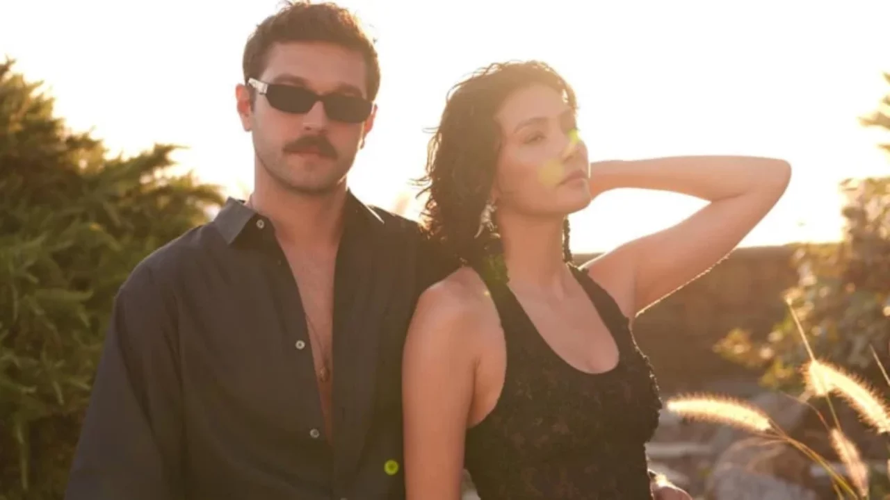 Ayb&uuml;ke Pusat ve Furkan Andı&ccedil;'tan aşk dolu paylaşım! Yeni kareler sosyal medyada ilgi g&ouml;rd&uuml;