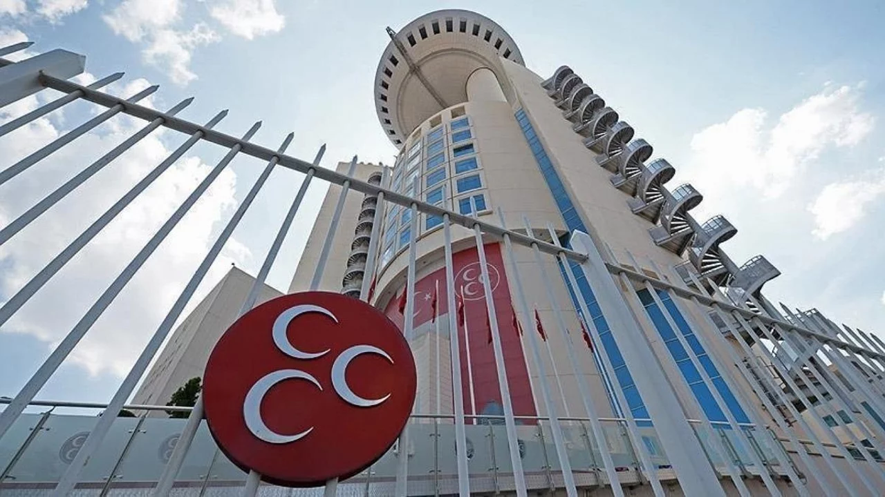 MHP Bursa'da kongre maratonu başlıyor! İşte g&uuml;n g&uuml;n, il&ccedil;e il&ccedil;e se&ccedil;im takvimi...