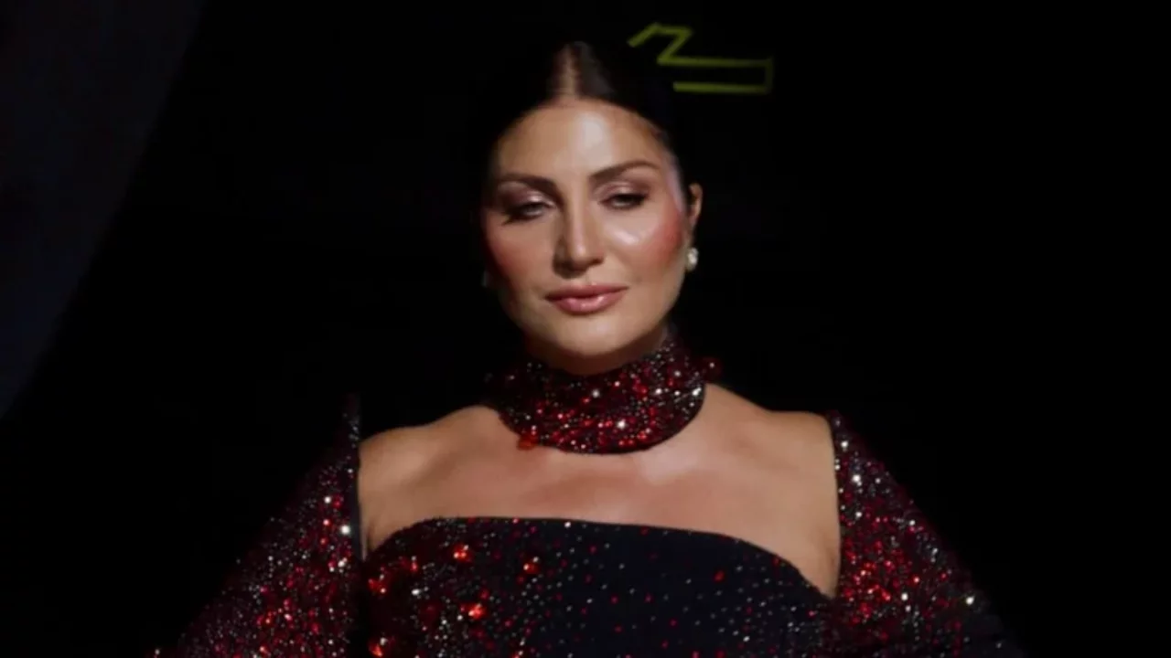 Sibel Can Konserde duygusal anlar yaşadı! &Uuml;nl&uuml; şarkıcı g&ouml;zyaşlarını tutamadı