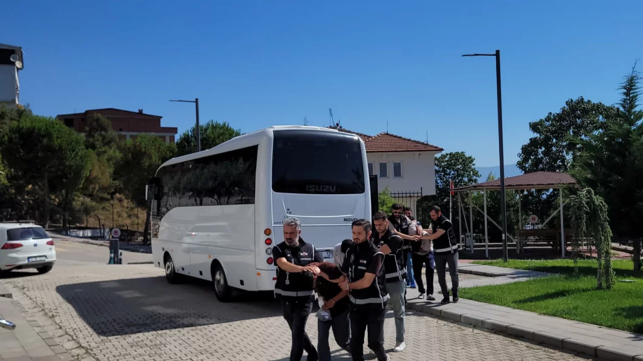Bursa'da Daltonlar operasyonu! 1080 saatlik g&ouml;r&uuml;nt&uuml; her şeyi ortaya &ccedil;ıkardı