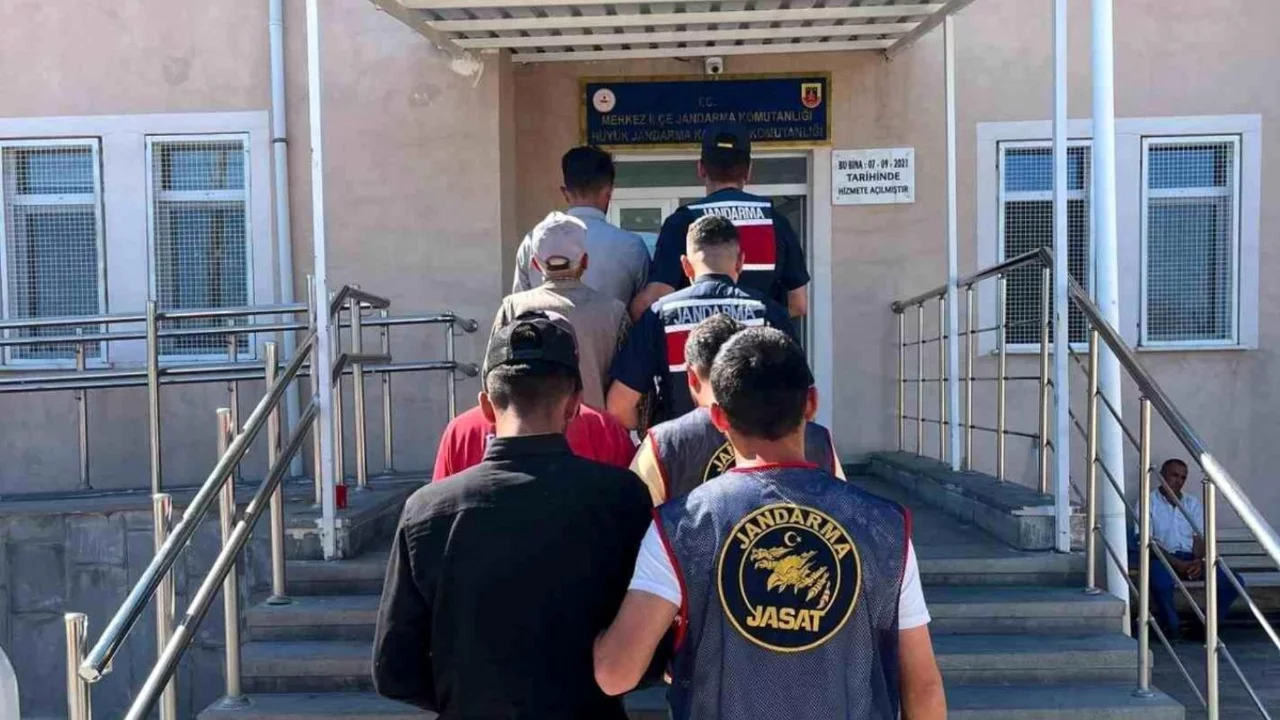 Niğde'de 8,5 ton gübre hırsızlığı çözüldü: 12 şüpheli gözaltında