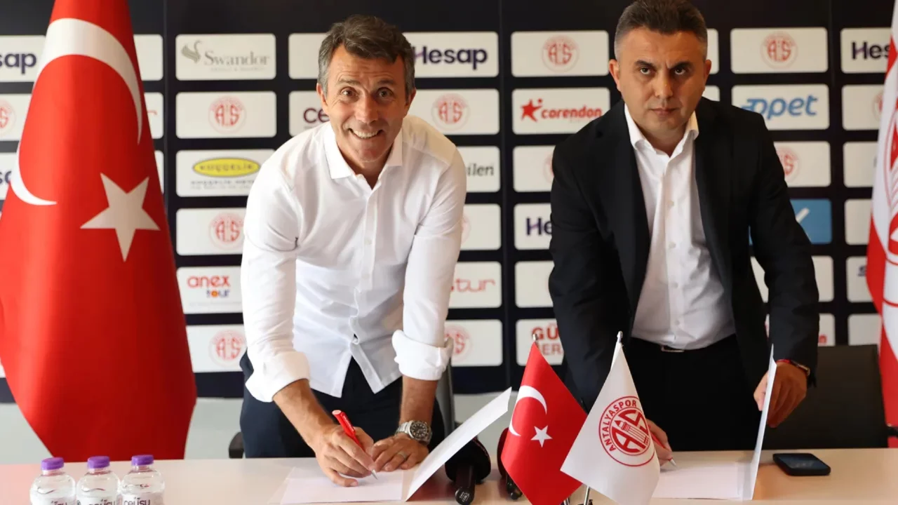 B&uuml;lent Korkmaz'ın yeni takımı belli oldu: İmzayı attı, hedefi a&ccedil;ıkladı