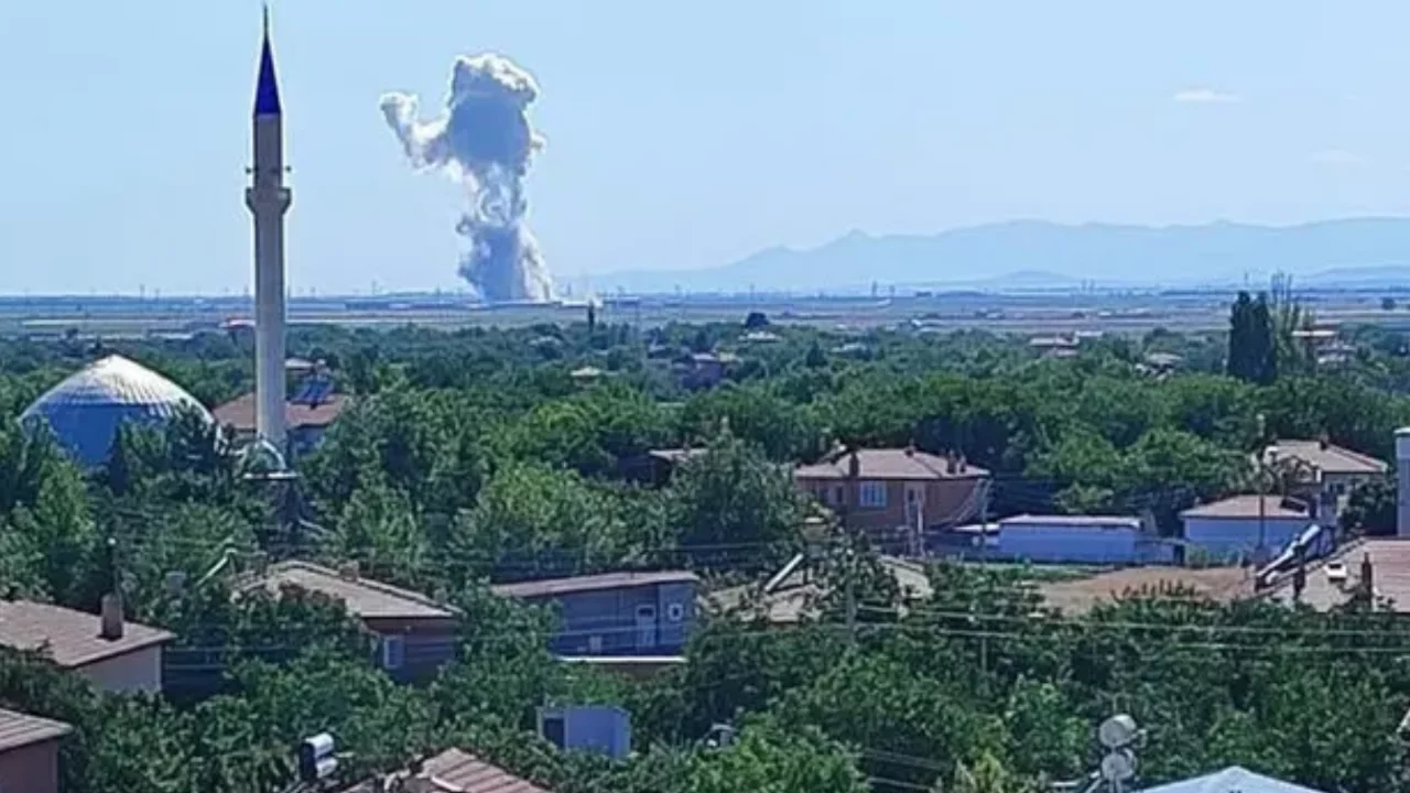 Yıllar sonra aynı fabrikada b&uuml;y&uuml;k patlama! &Ouml;l&uuml; ve yaralılar var