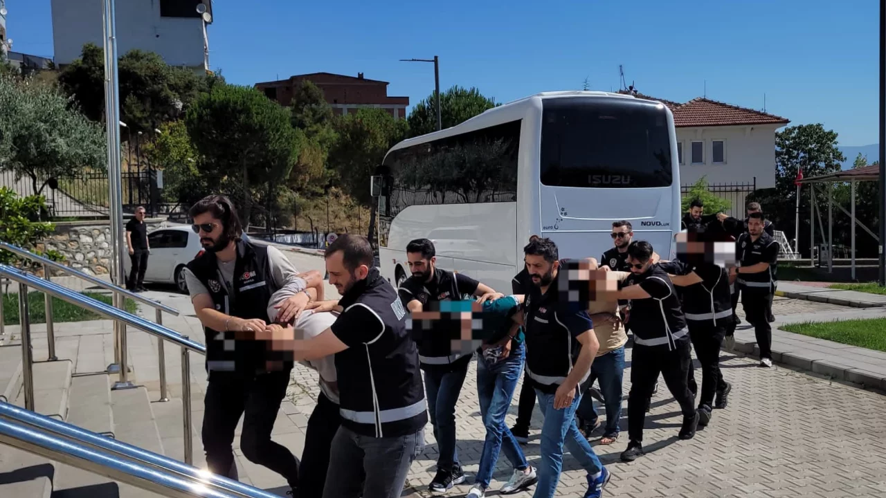 Bursa'da düzenlenen Daltonlar operasyonunda flaş gelişme! Tutuklamalar var...