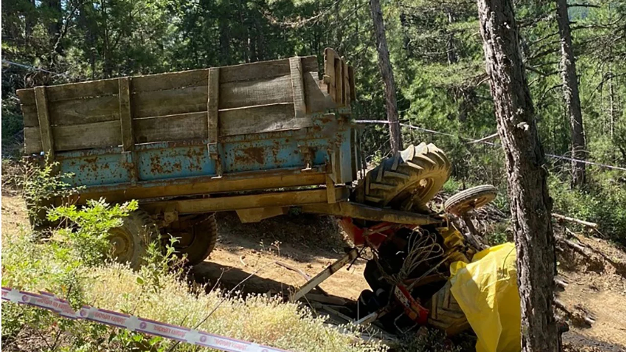 Kütahya'da devrilen traktörde 1 kişi yaşamını yitirdi...