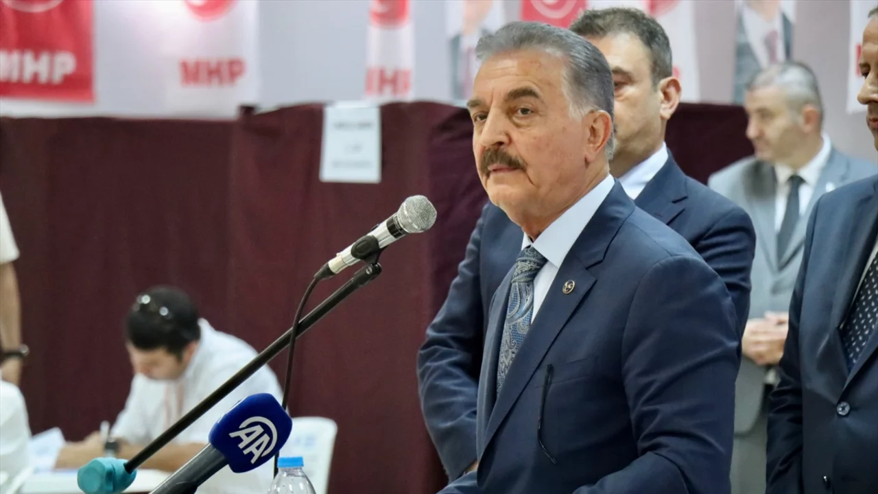 MHP Genel Sekreteri B&uuml;y&uuml;kataman Gemlik'te: "T&uuml;rkiye b&ouml;lgesinde g&uuml;&ccedil;l&uuml; bir konuma ulaştı"