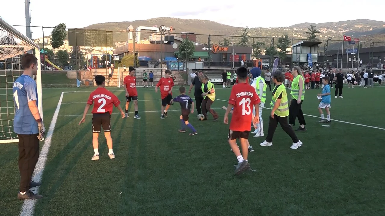 Bursa'da anneler sahaya indi! "Spora evet, uyuşturucuya hayır"