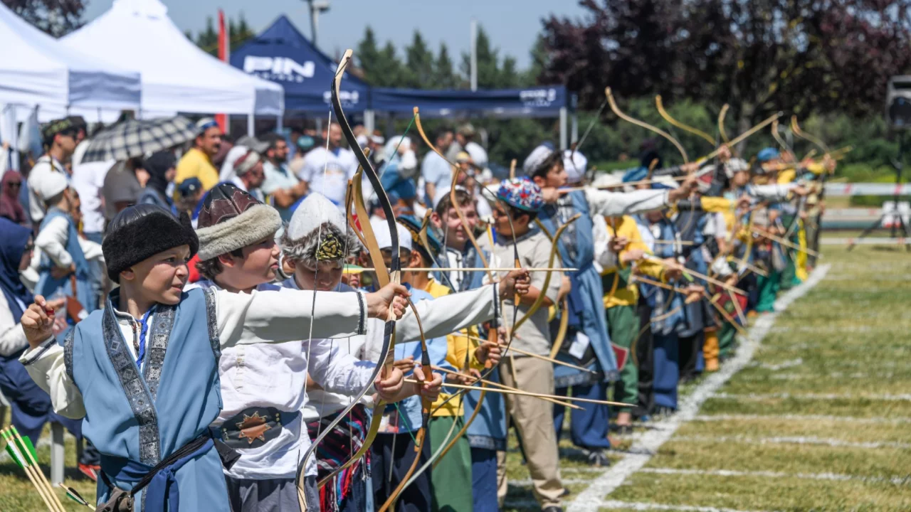 Osmangazi'de fetih coşkusu ata sporlarıyla yaşatılıyor