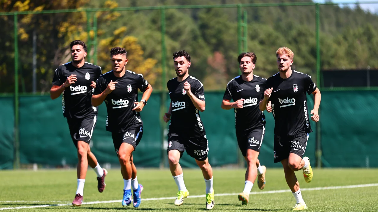 Beşiktaş'ta yeni sezon hazırlıkları devam ediyor
