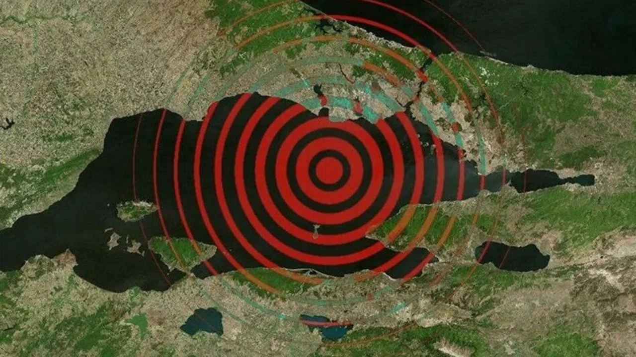 &Uuml;nl&uuml; profes&ouml;rden Marmara i&ccedil;in kritik a&ccedil;ıklama: "İstanbul'un kaderi 7,4 değil"