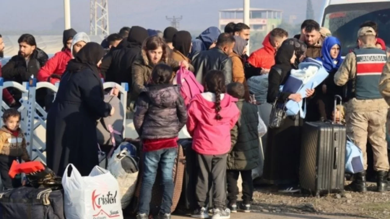 Bursa'da Suriyeli sayısı azalıyor! Son 1 yılda yaklaşık 35 bin kişilik d&uuml;ş&uuml;ş...