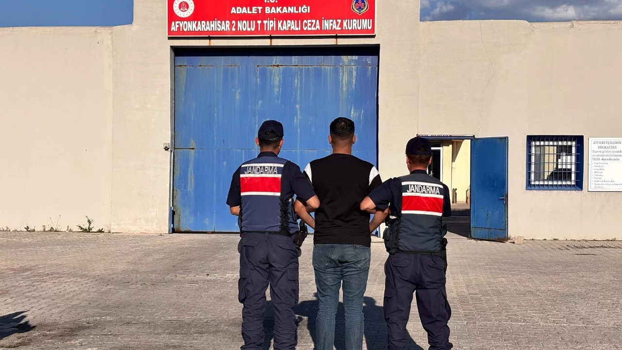 Jandarmadan aranan şahıslara operasyon! Bir haftada 35 kişi yakalandı