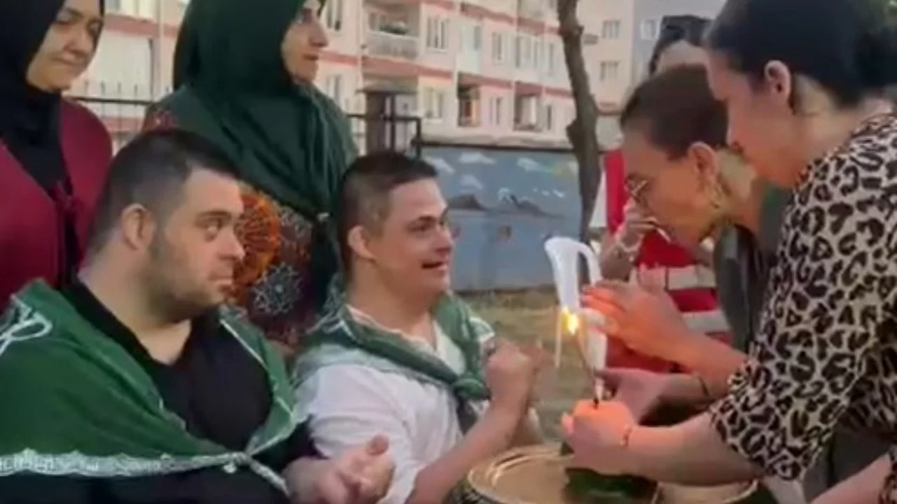 &Ouml;zel rehabilitasyon merkezindeki &ouml;ğrencilere temsili asker eğlencesi d&uuml;zenlendi