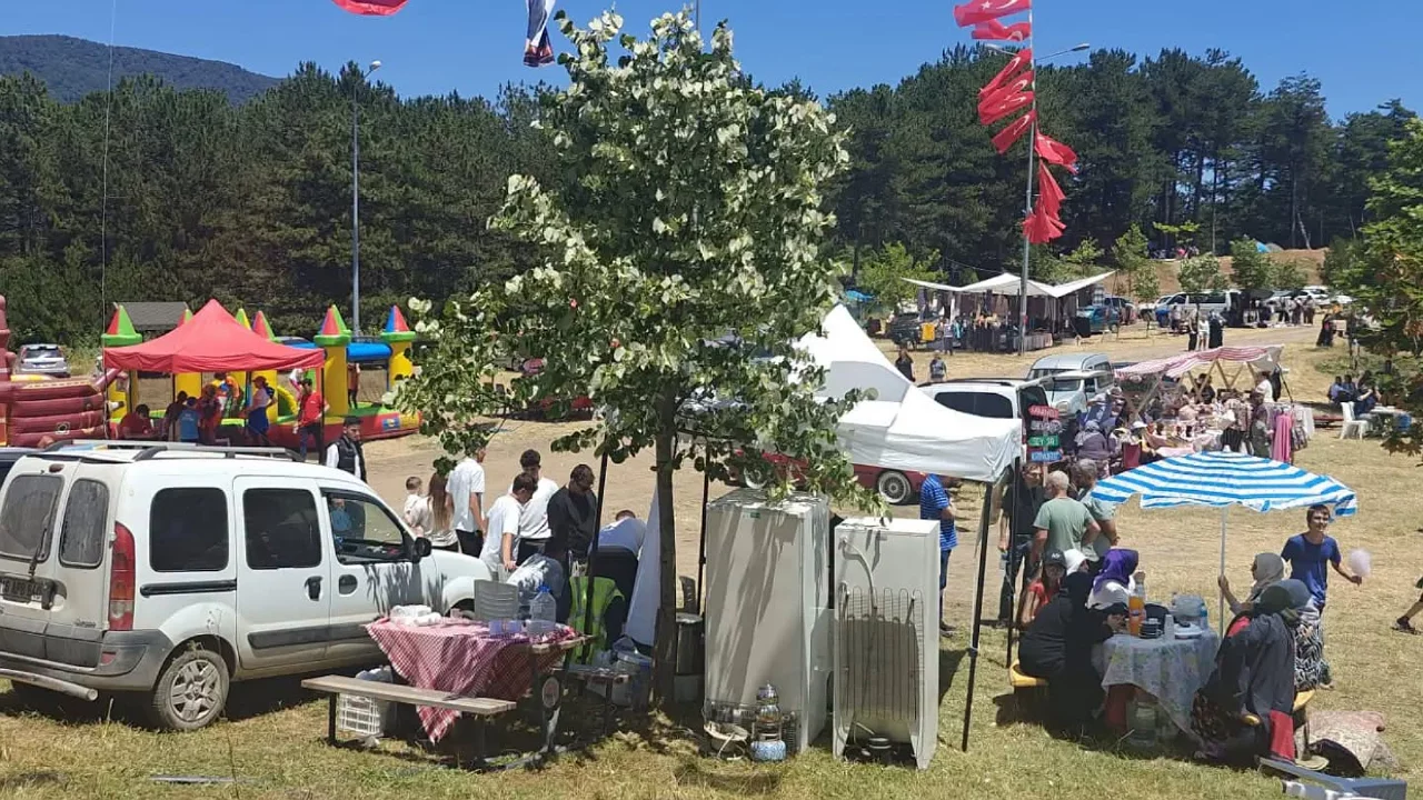 Bursa'da ata geleneği binlerce kişiyi buluşturdu!