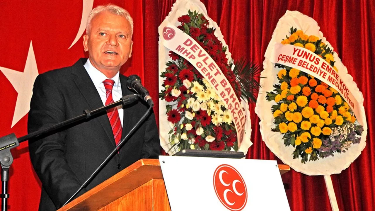 MHP Çeşme'de Galip Uluçam yeniden başkan seçildi 
