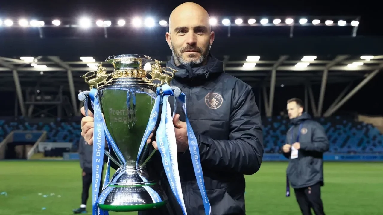 Manchester City yeni teknik direkt&ouml;r&uuml;n&uuml; a&ccedil;ıkladı