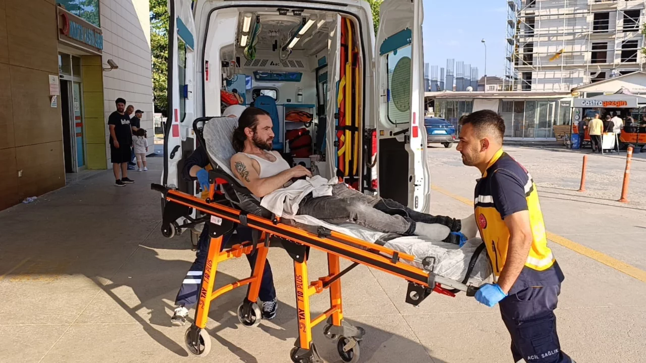 Bursa'da alacak verecek kavgası kanlı bitti: Sokak ortasında dehşet anları!
