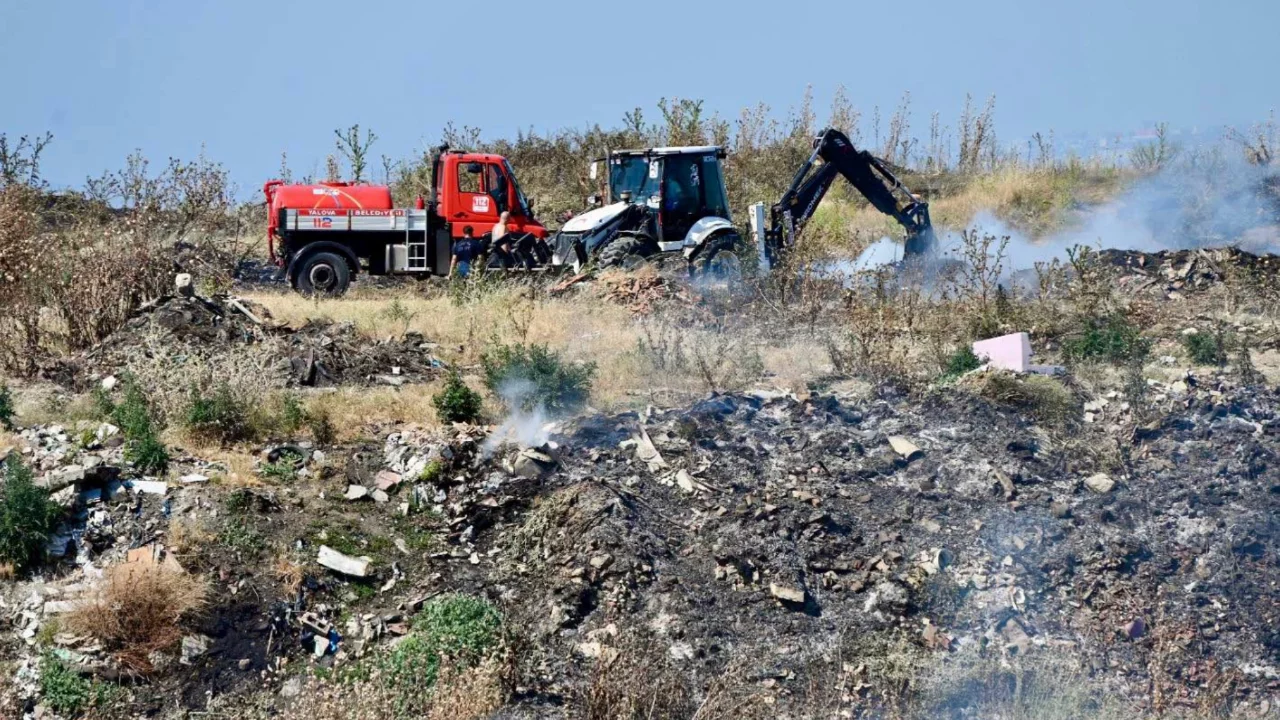 Bursa'nın yanın başında da yangın paniği! G&uuml;n boyu s&uuml;ren m&uuml;dahale...