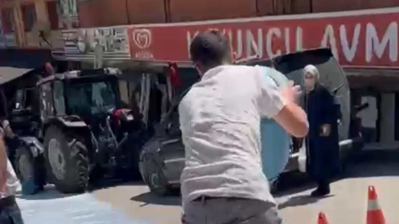 Bursa'da belediye &ouml;n&uuml;nde ger&ccedil;ekleştirilen eylemin i&ccedil;y&uuml;z&uuml; ortaya &ccedil;ıktı