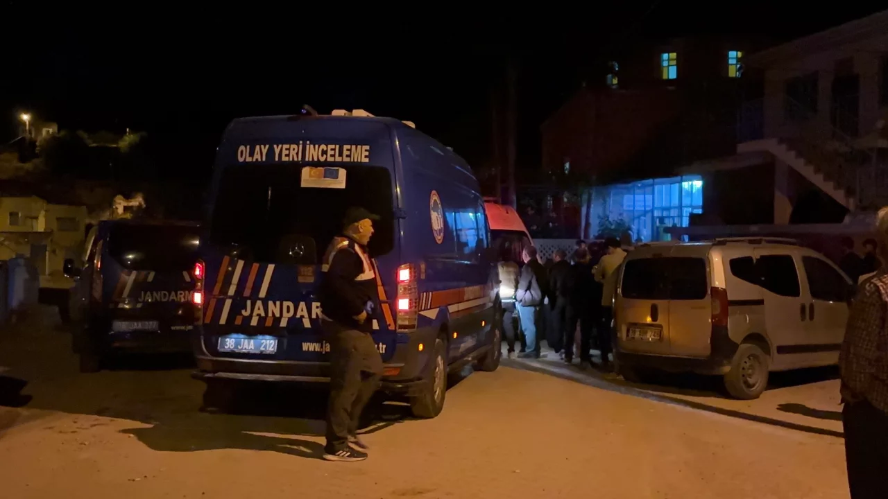 Camide 2 kişiyi katletmişti! Saldırganın asıl hedefi imammış...