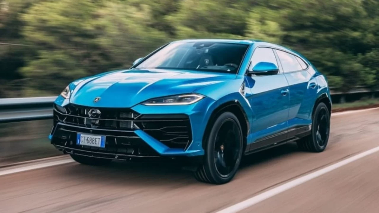 Lamborghini Urus'un en g&uuml;&ccedil;l&uuml; versiyonu geliyor: İşte &ouml;zellikleri