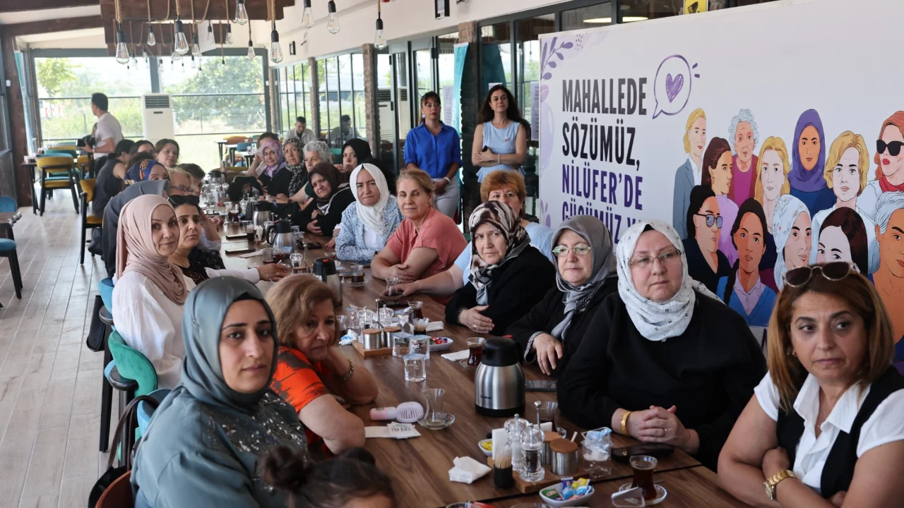 Nil&uuml;ferli kadınlar "Mahallede S&ouml;z&uuml;m&uuml;z Var" diyerek kent y&ouml;netimine katılıyor