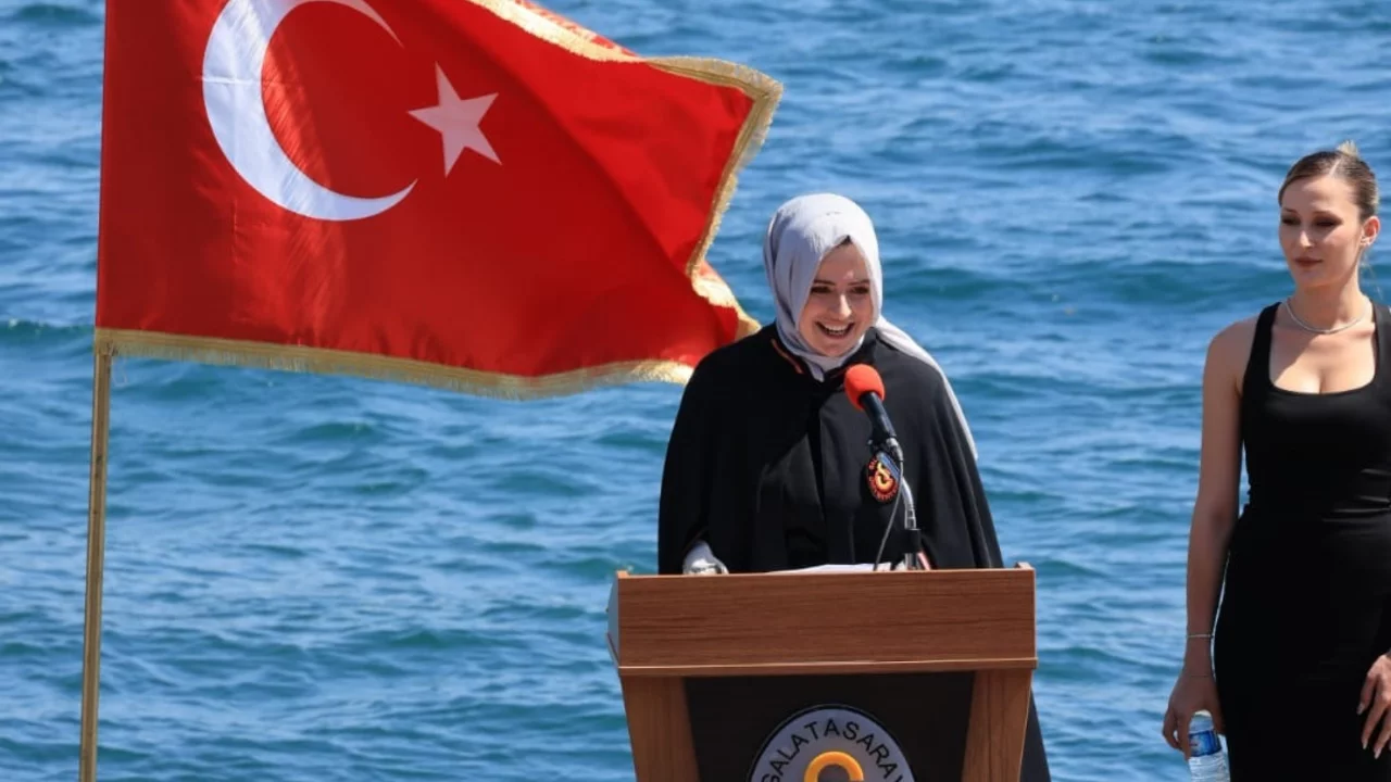 Bursa'dan &Ccedil;ıktı, Galatasaray &Uuml;niversitesi'ne Damga Vurdu!